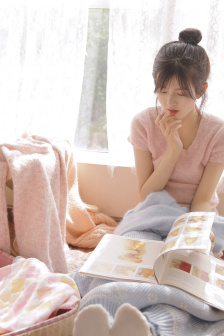 小女孩朋友圈说说